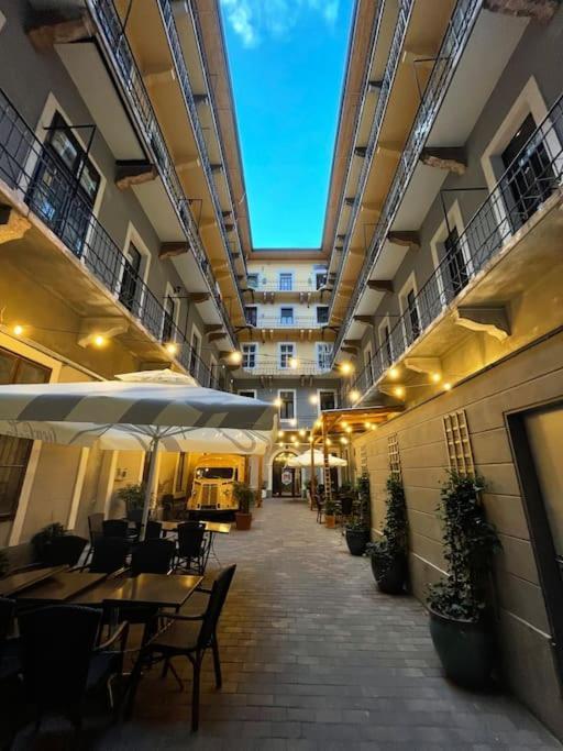 B333 Apartment - In The Heart Of The City 부다페스트 외부 사진